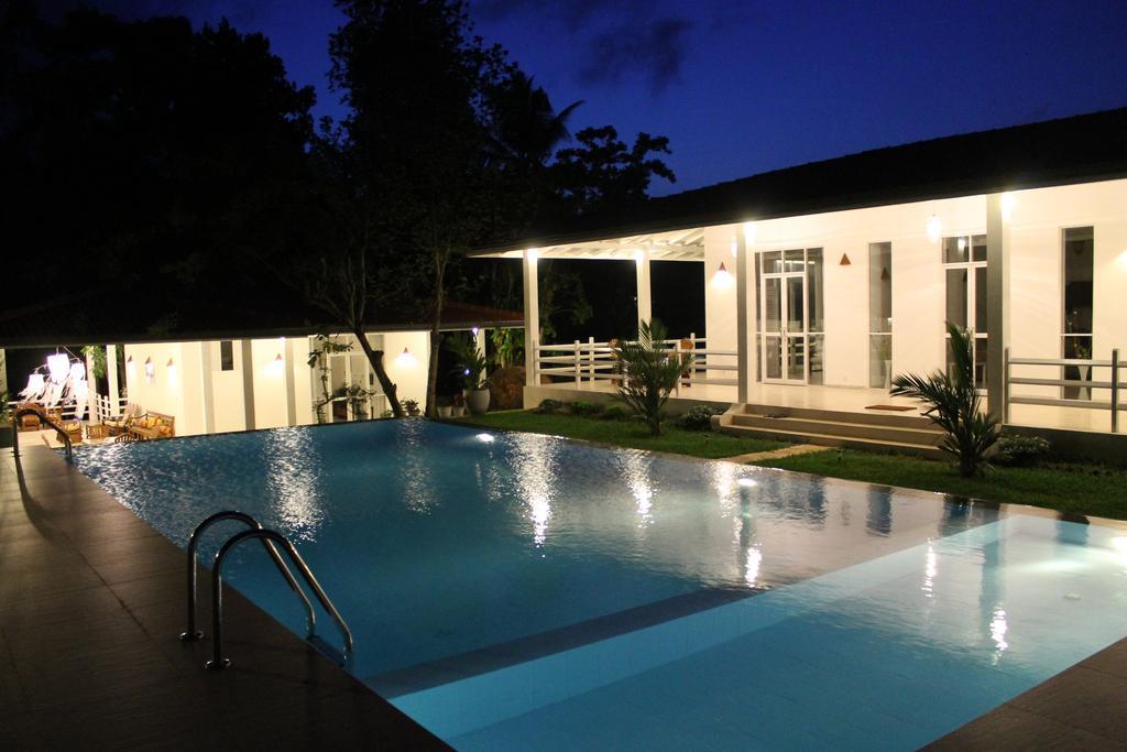 Beach Grove Villas Unawatuna Exterior photo