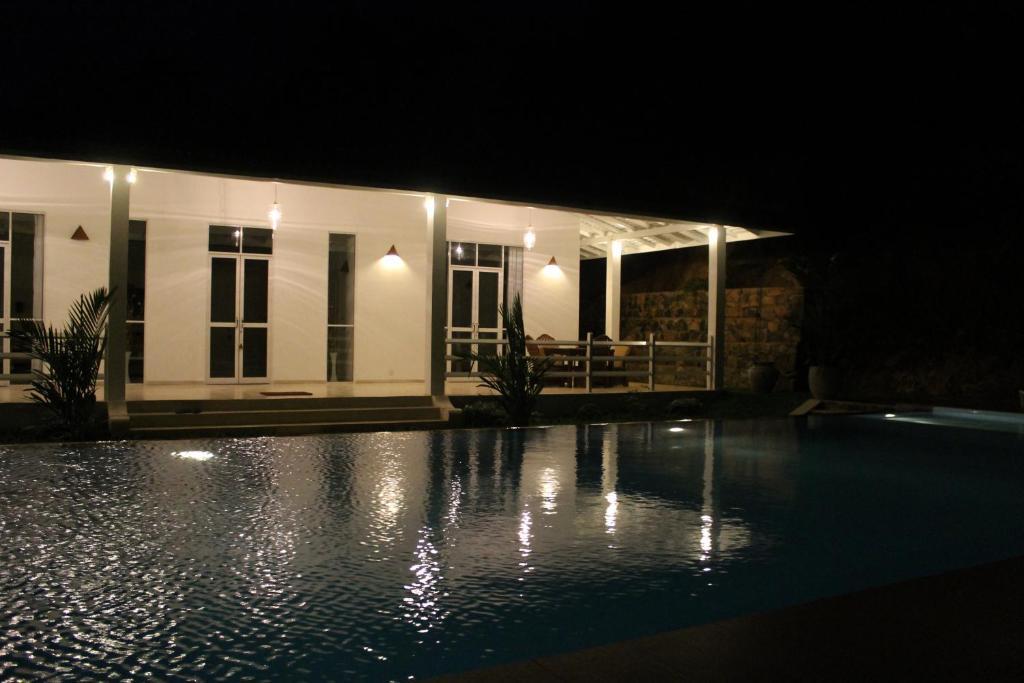Beach Grove Villas Unawatuna Exterior photo