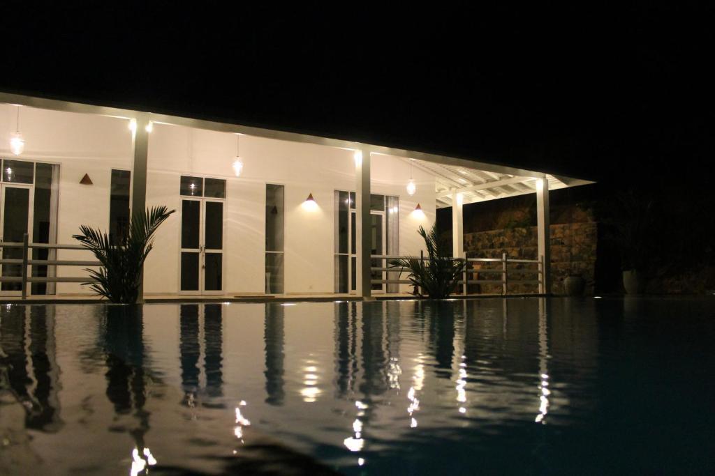 Beach Grove Villas Unawatuna Exterior photo