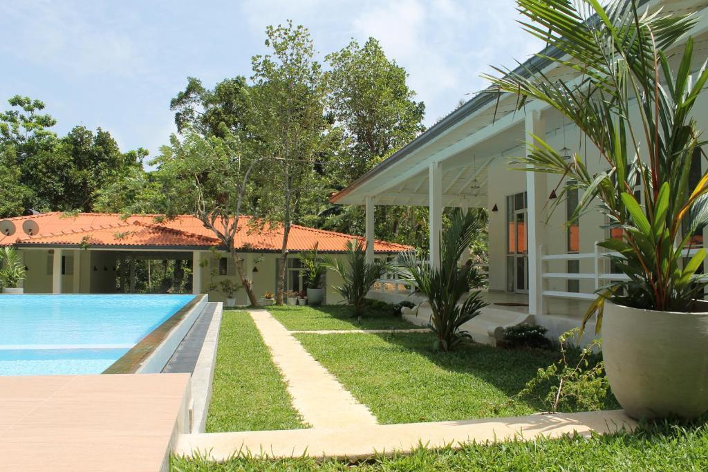 Beach Grove Villas Unawatuna Exterior photo